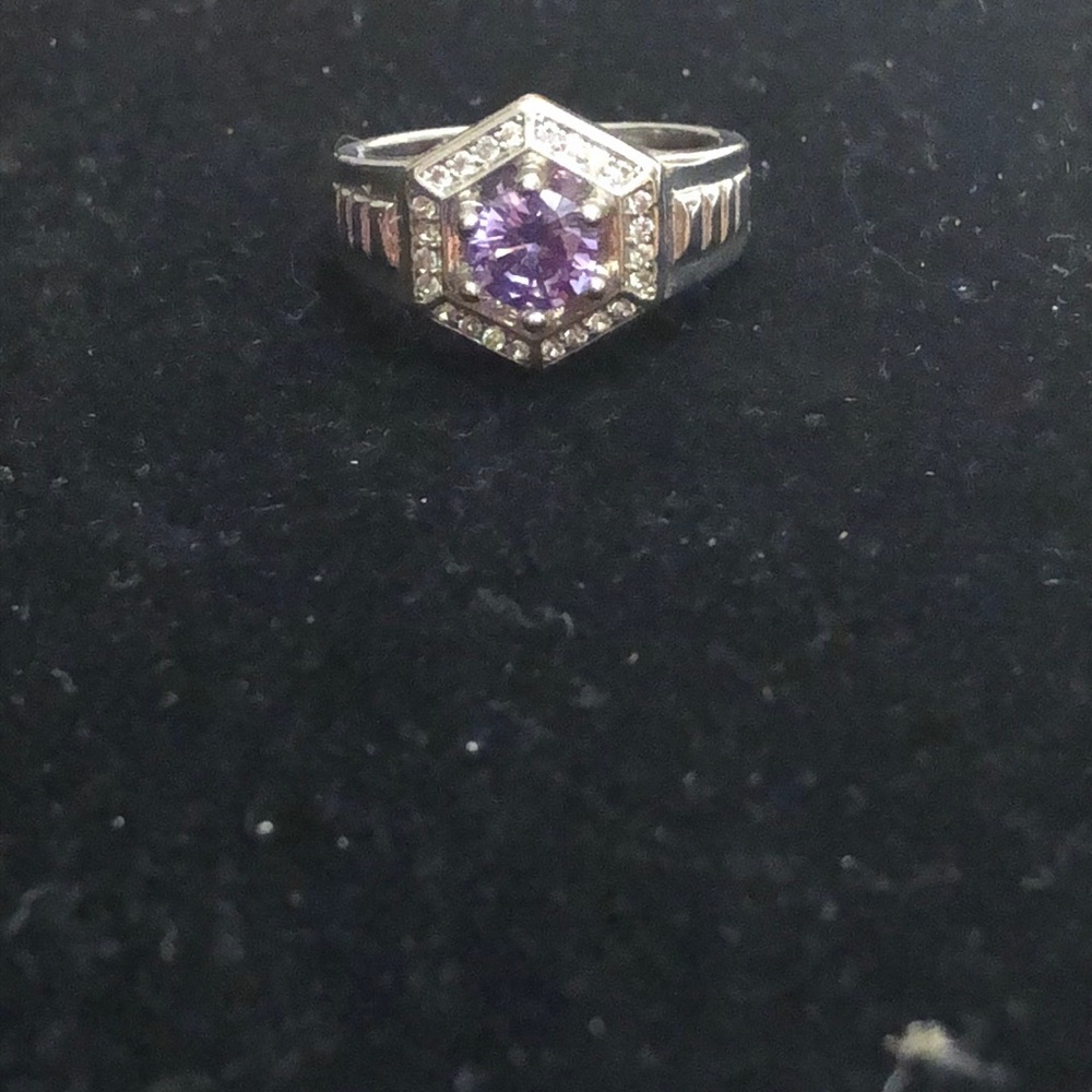 Jewelscent ring